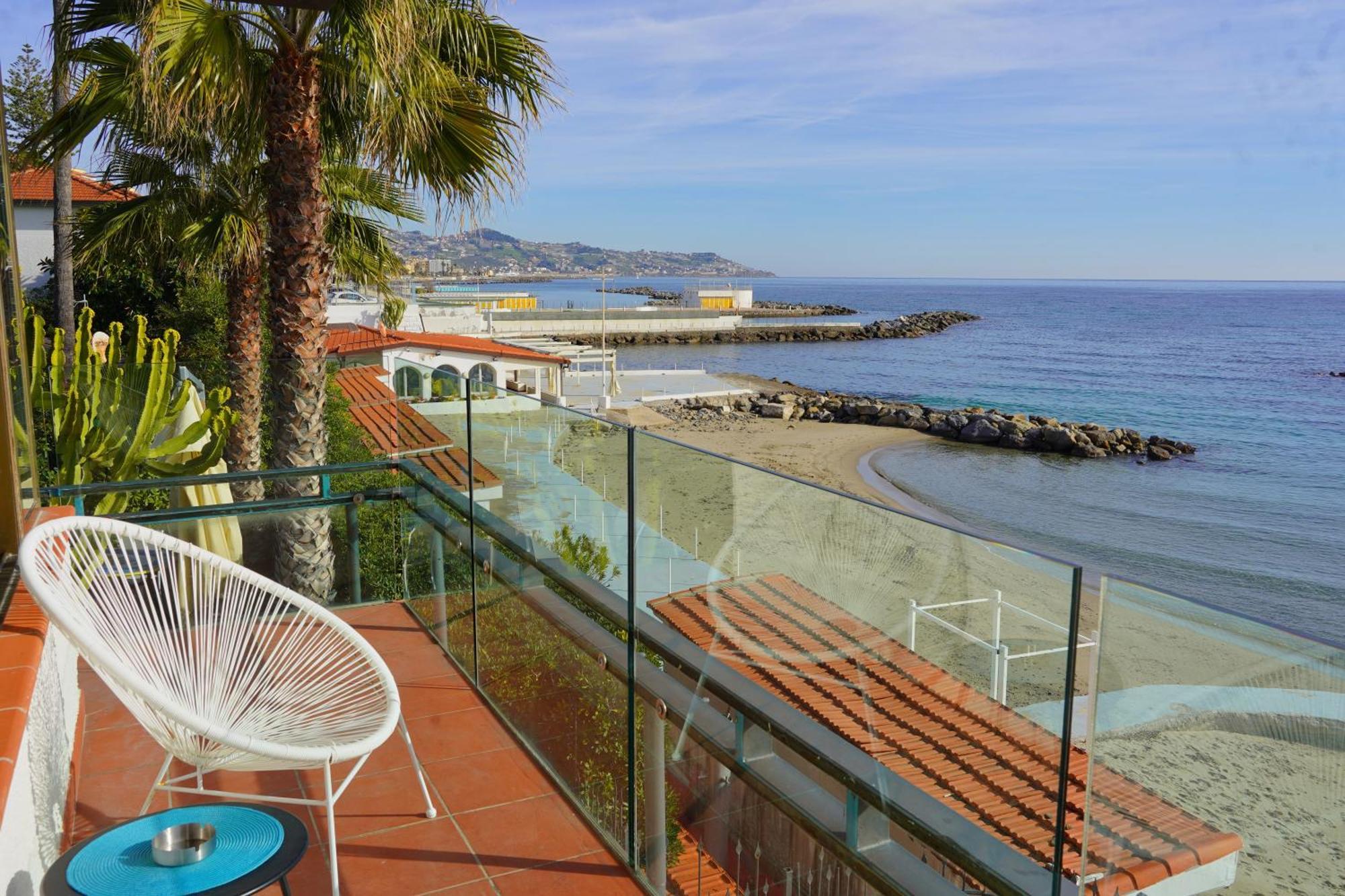 Villa Rita Sea Front View Sanremo - Parcheggio Gratuito In Struttura Buitenkant foto